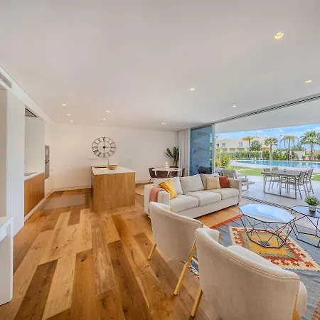 Lakes24 Infinity - 2 Bedrooms *